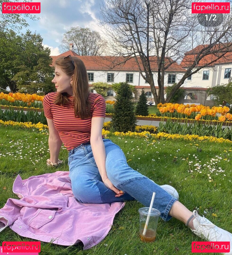 Ukrainian Girls / _bro_ks_ / byczkasarnenska / cute_booty_sport_vip1 Nude Onlyfans Photo 5