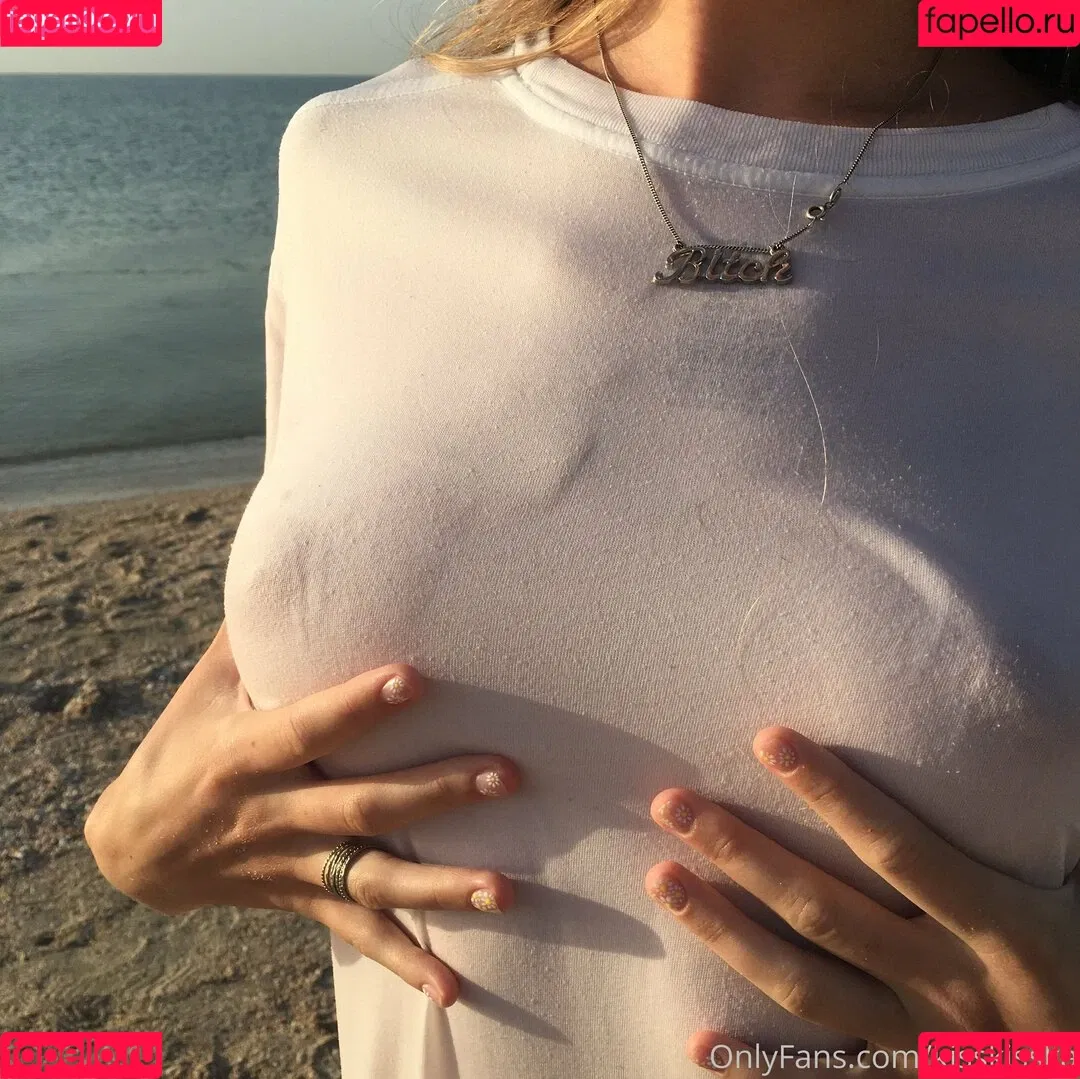 kisskisska Onlyfans Photo Gallery 