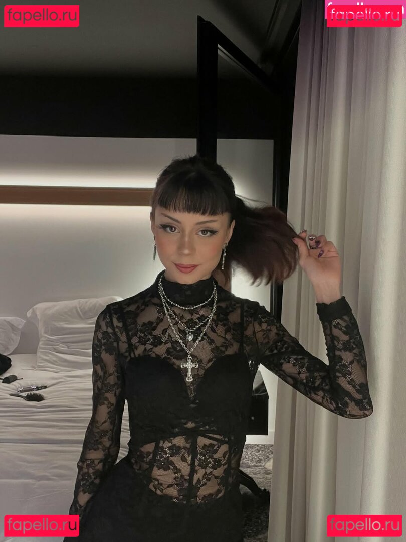 iunanovaa / ivannavega Nude Onlyfans Photo 15