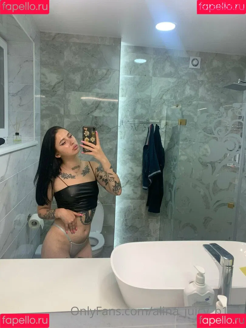 alina_juicy_b1tch Onlyfans Photo Gallery 