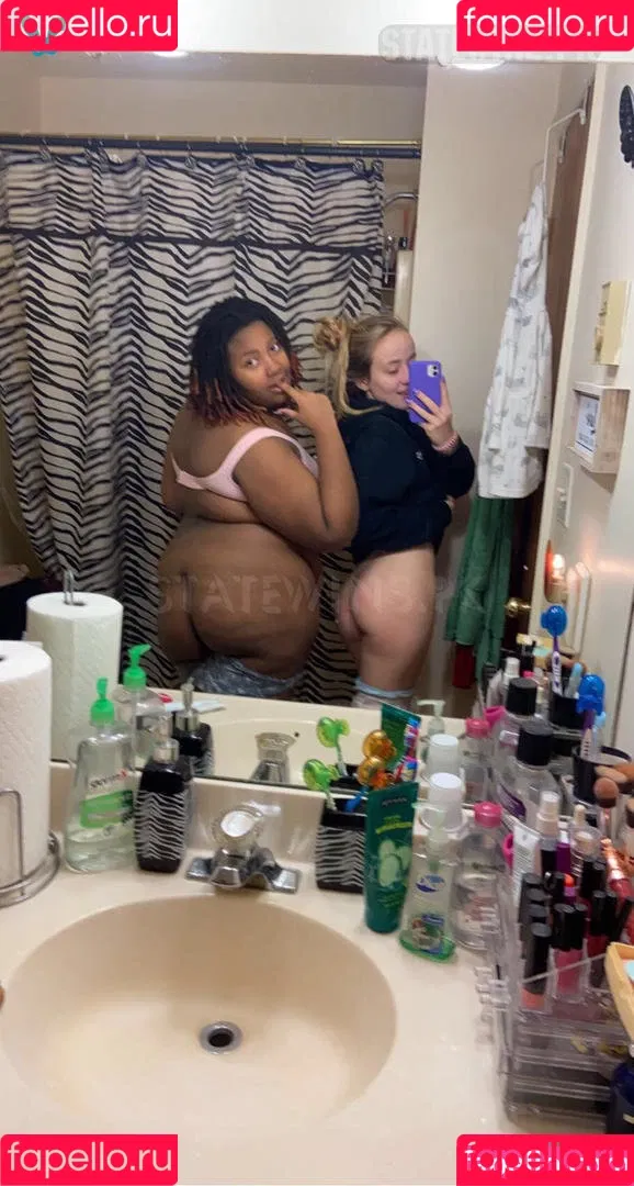 Olive Elaine Onlyfans Photo Gallery 