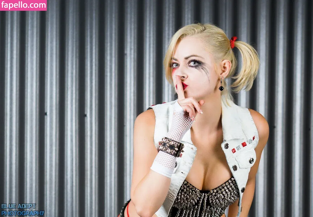 Megan Random Onlyfans Photo Gallery 