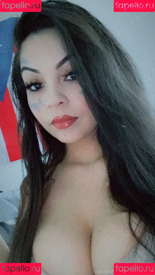 venuschula Onlyfans Photo Gallery 
