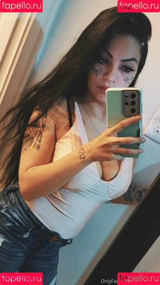 venuschula Onlyfans Photo Gallery 