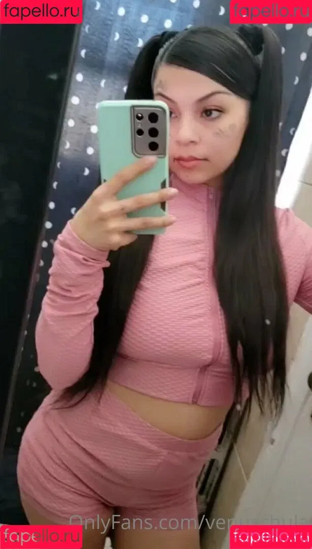venuschula Onlyfans Photo Gallery 