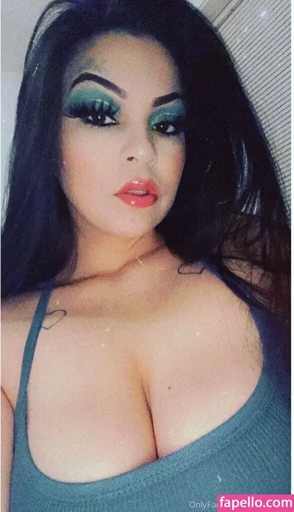 venuschula Onlyfans Photo Gallery 