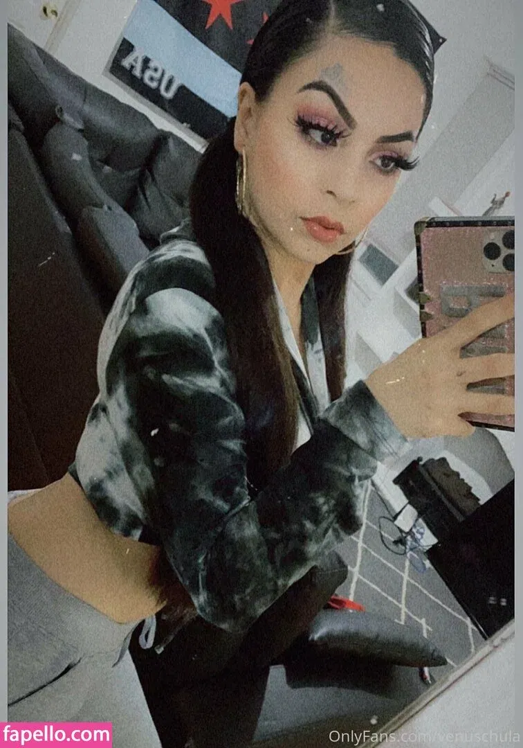 venuschula Onlyfans Photo Gallery 