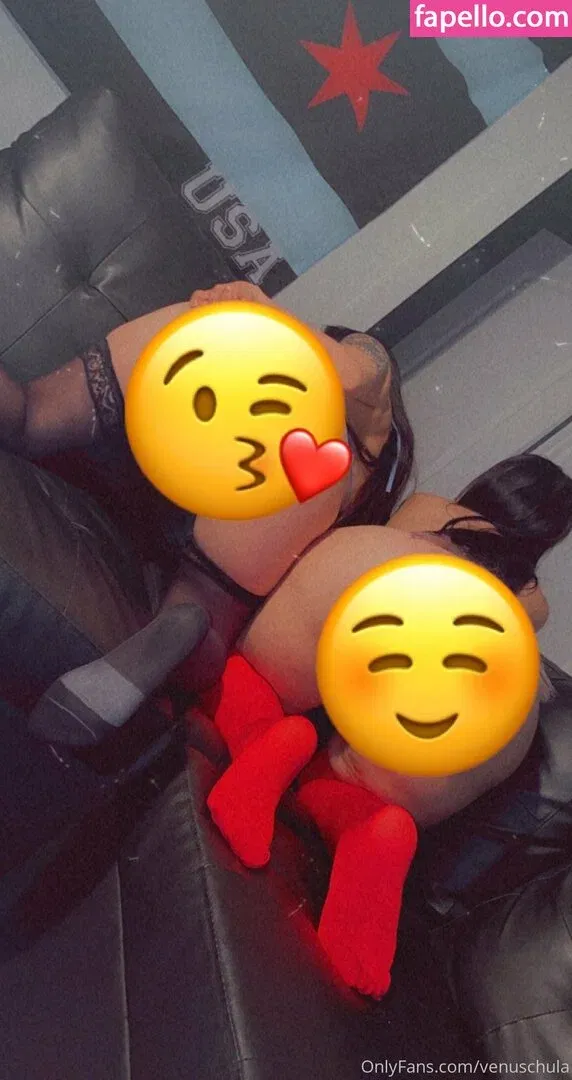venuschula Onlyfans Photo Gallery 