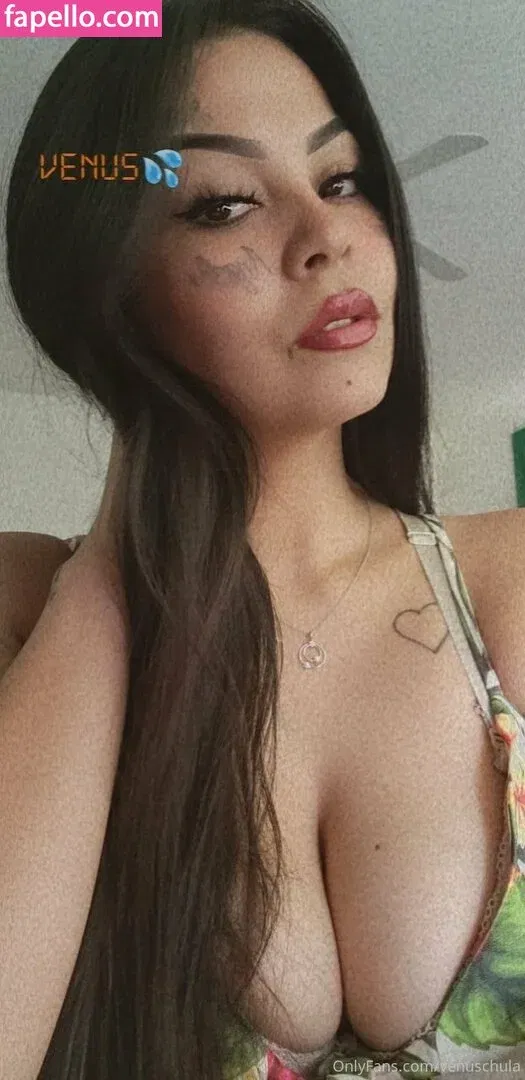 venuschula Onlyfans Photo Gallery 