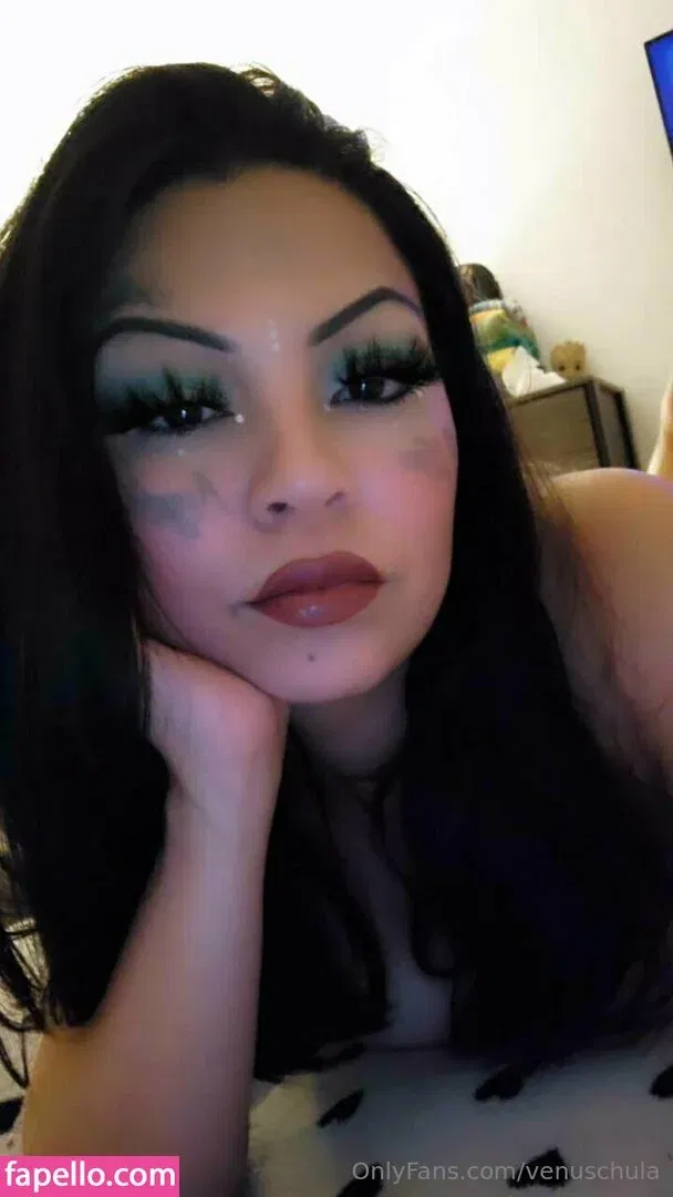 venuschula Onlyfans Photo Gallery 