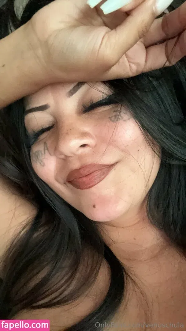 venuschula Onlyfans Photo Gallery 