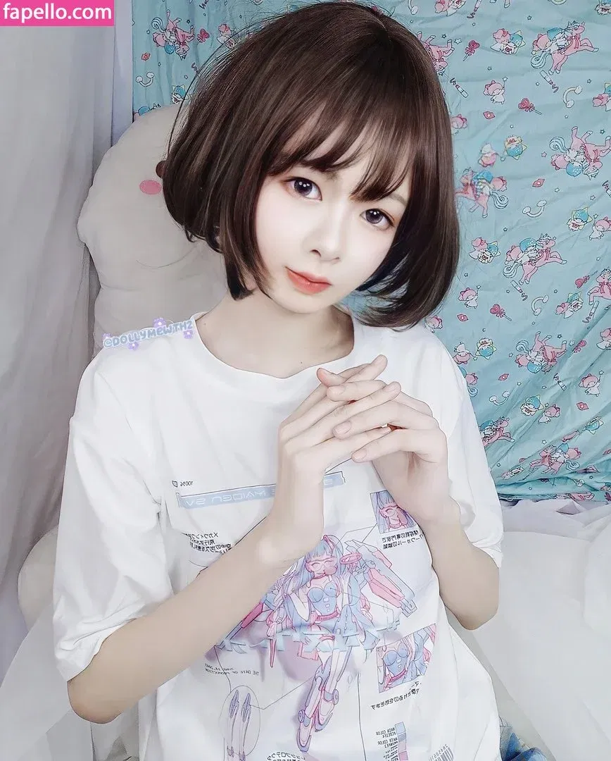 DollyMewTH Onlyfans Photo Gallery 