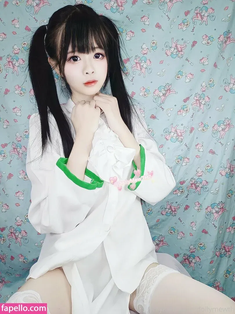 DollyMewTH Onlyfans Photo Gallery 