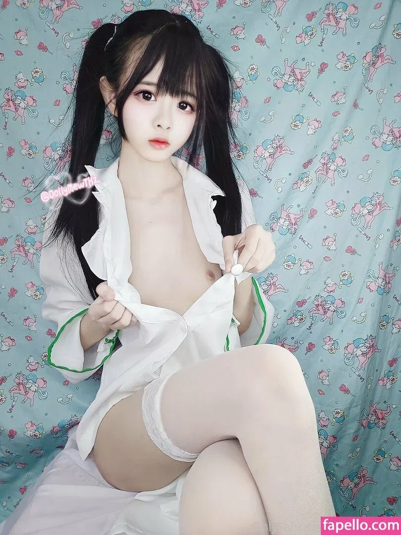 DollyMewTH Onlyfans Photo Gallery 