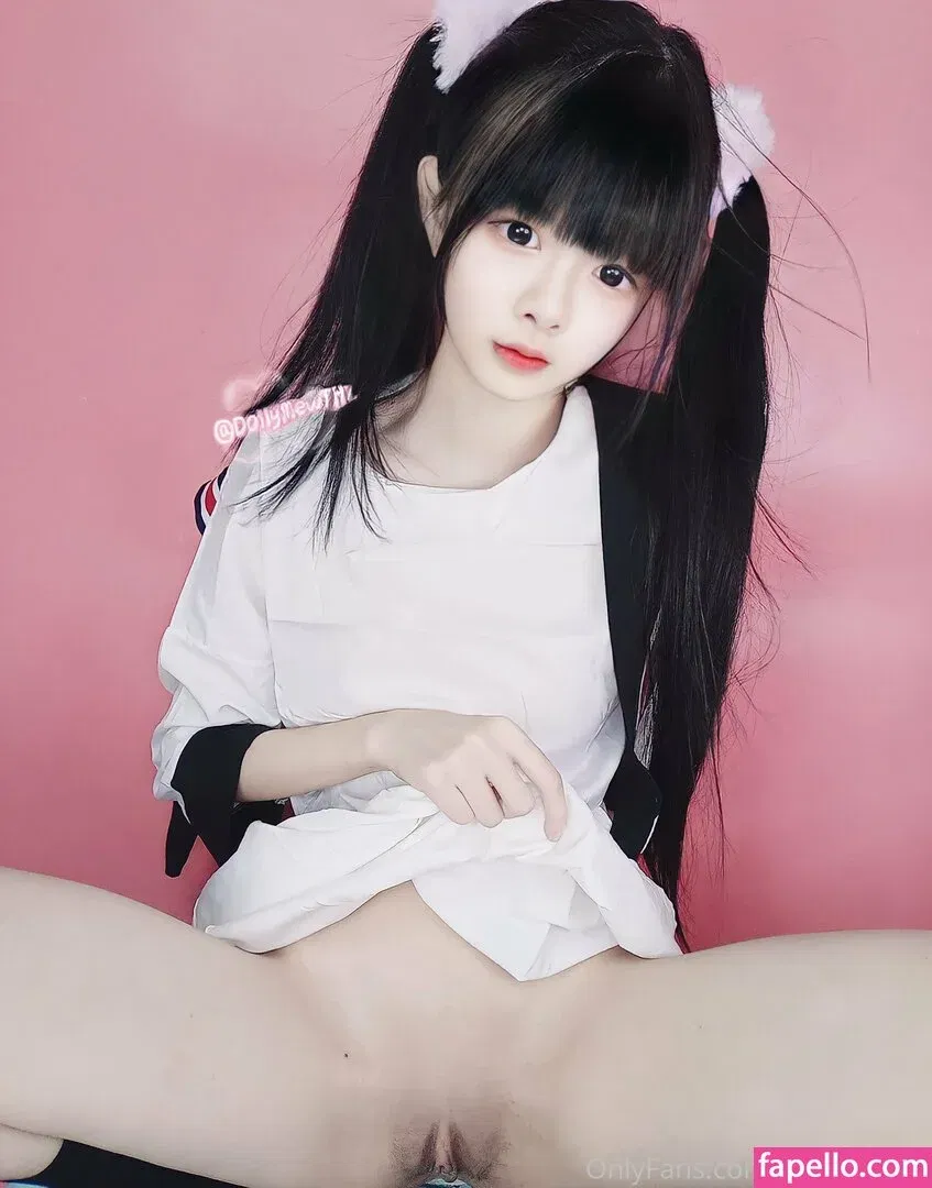 DollyMewTH Onlyfans Photo Gallery 