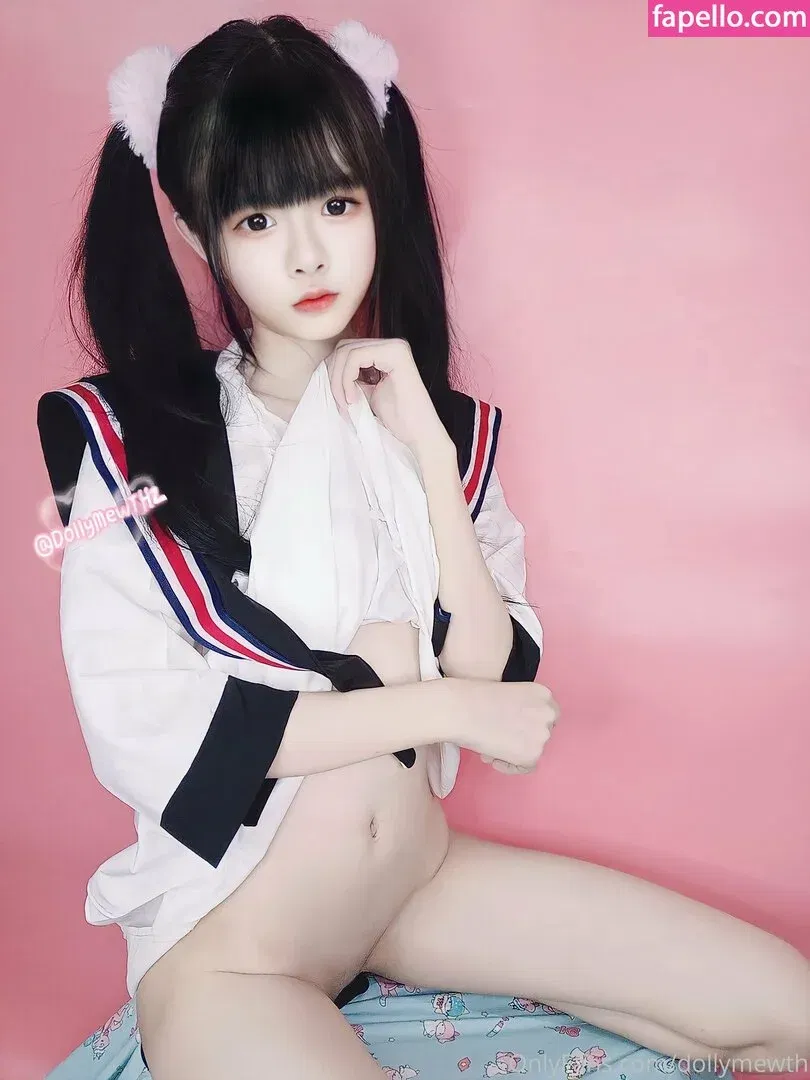 DollyMewTH Onlyfans Photo Gallery 