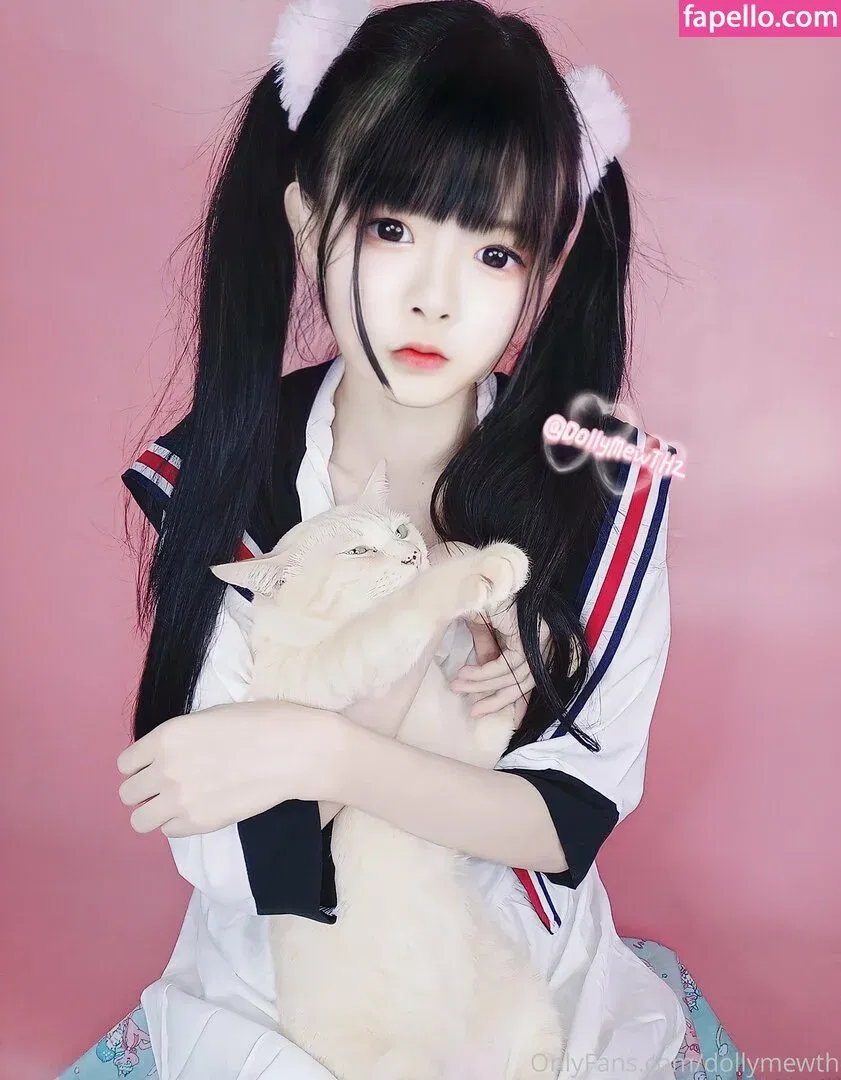DollyMewTH Onlyfans Photo Gallery 