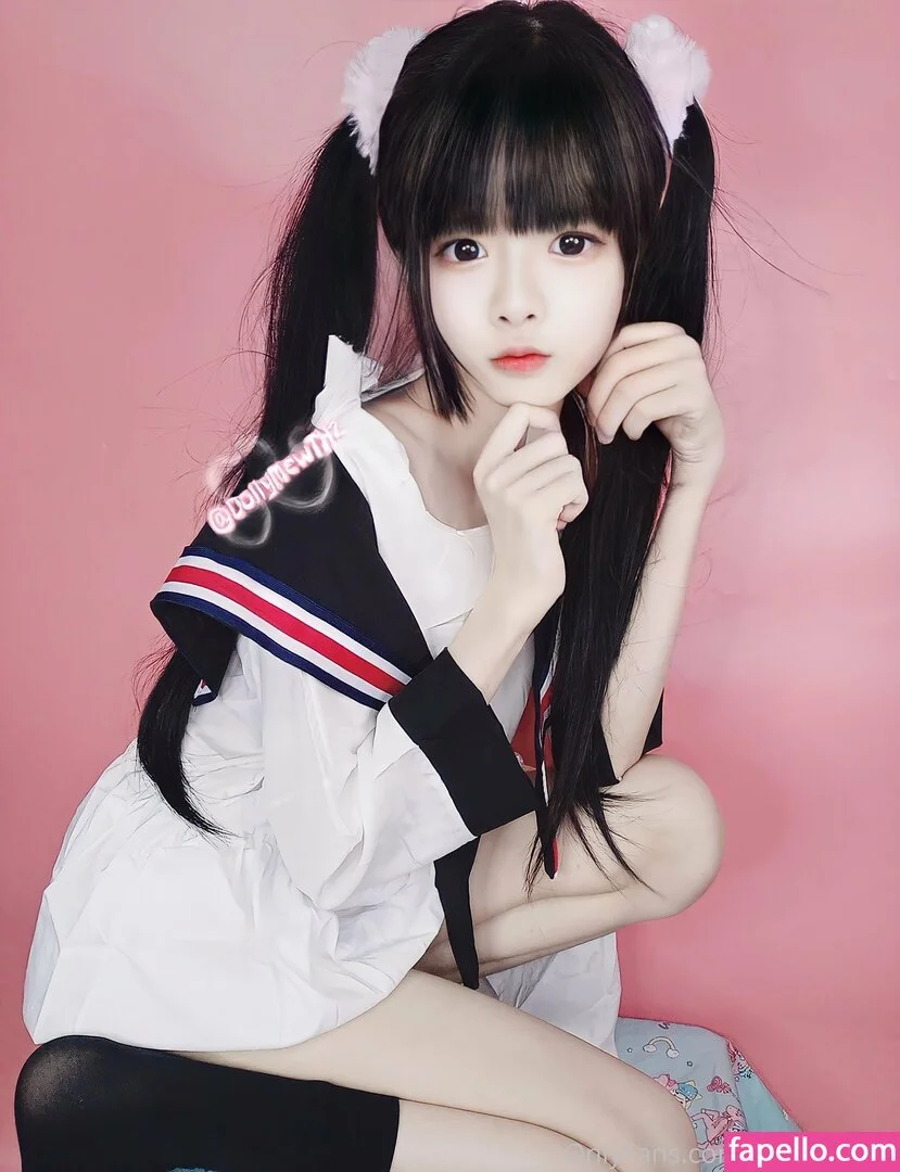 DollyMewTH Onlyfans Photo Gallery 