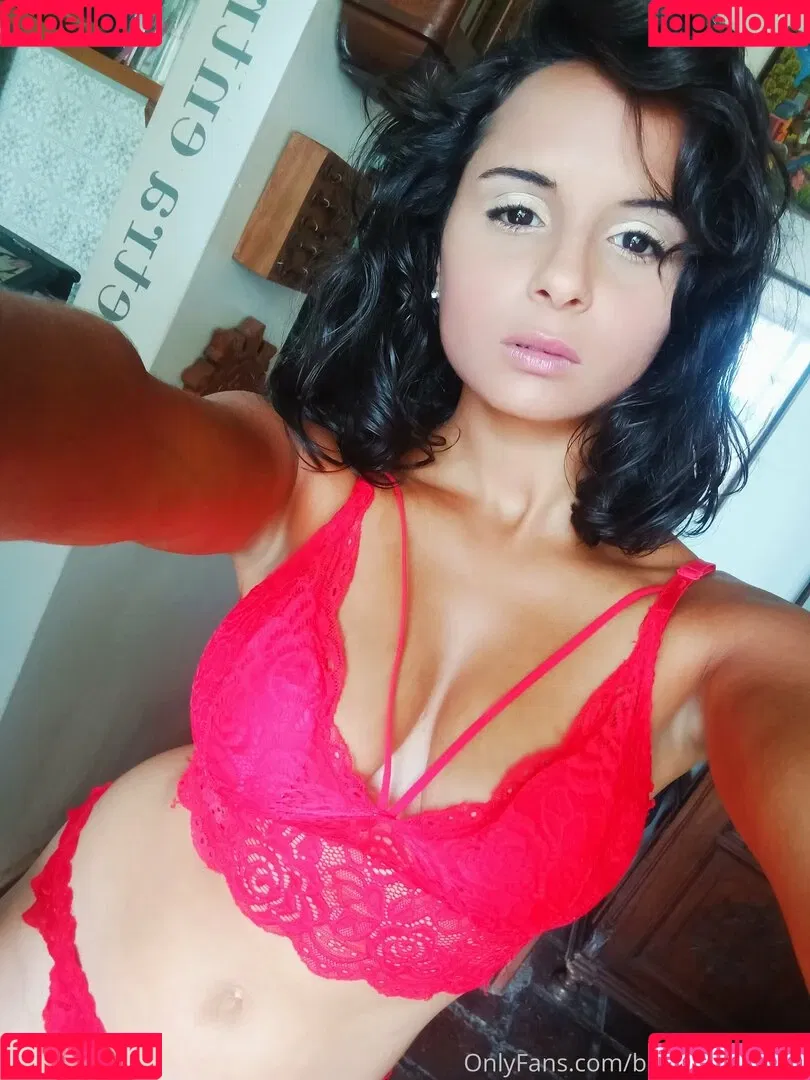 Barbara Savelli Onlyfans Photo Gallery 