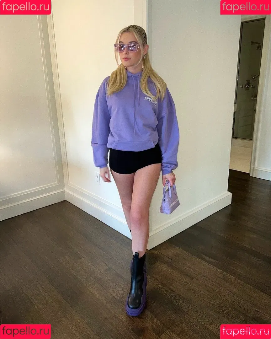 Sarah Snyder Onlyfans Photo Gallery 