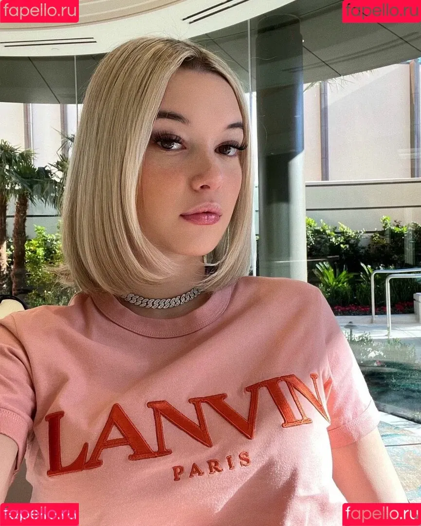 Sarah Snyder Onlyfans Photo Gallery 