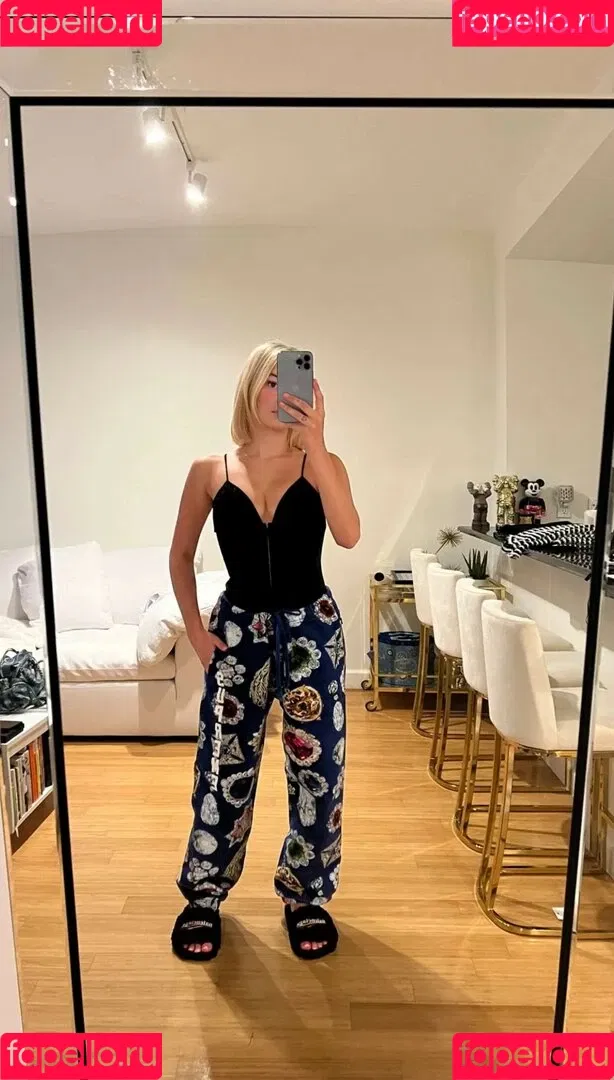 Sarah Snyder Onlyfans Photo Gallery 