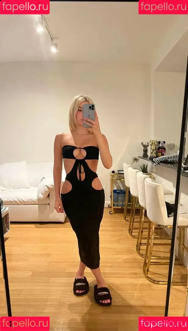 Sarah Snyder Onlyfans Photo Gallery 