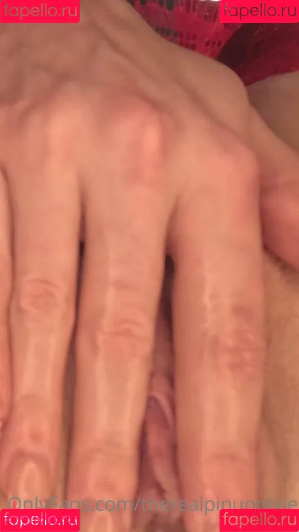 Pineup Pixie Onlyfans Photo Gallery 