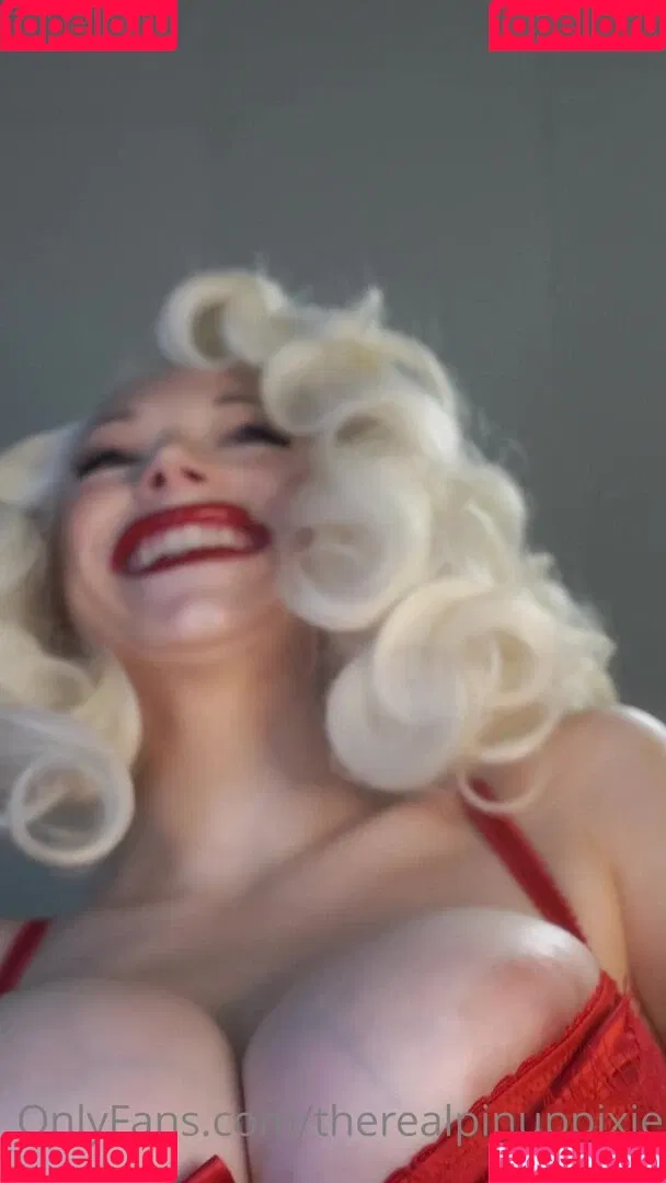 Pineup Pixie Onlyfans Photo Gallery 