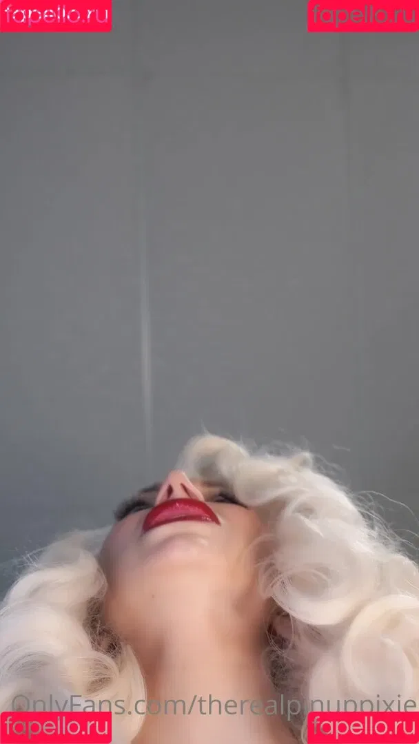Pineup Pixie Onlyfans Photo Gallery 