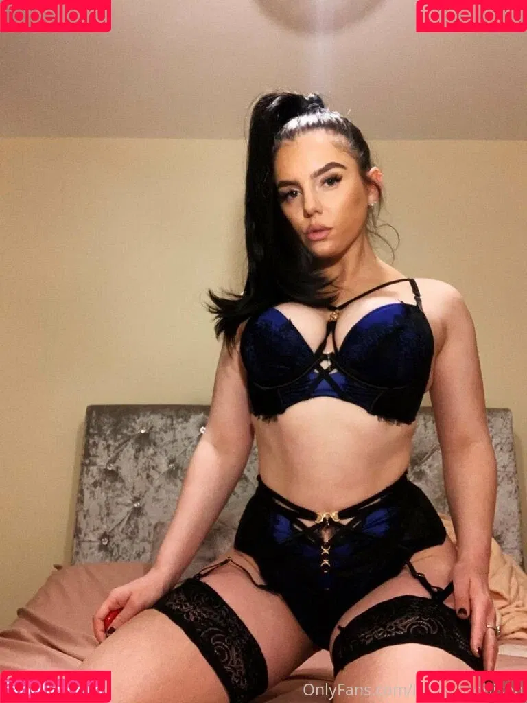 ofbelles Onlyfans Photo Gallery 