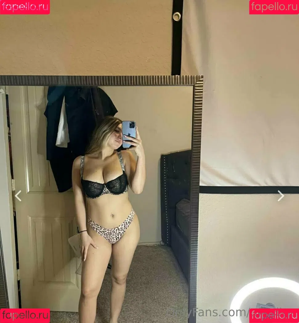 ofbelles Onlyfans Photo Gallery 