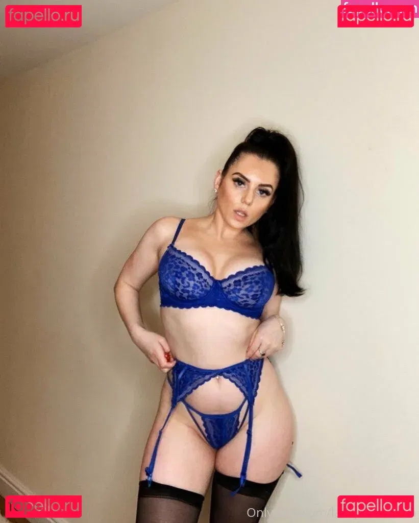 ofbelles Onlyfans Photo Gallery 