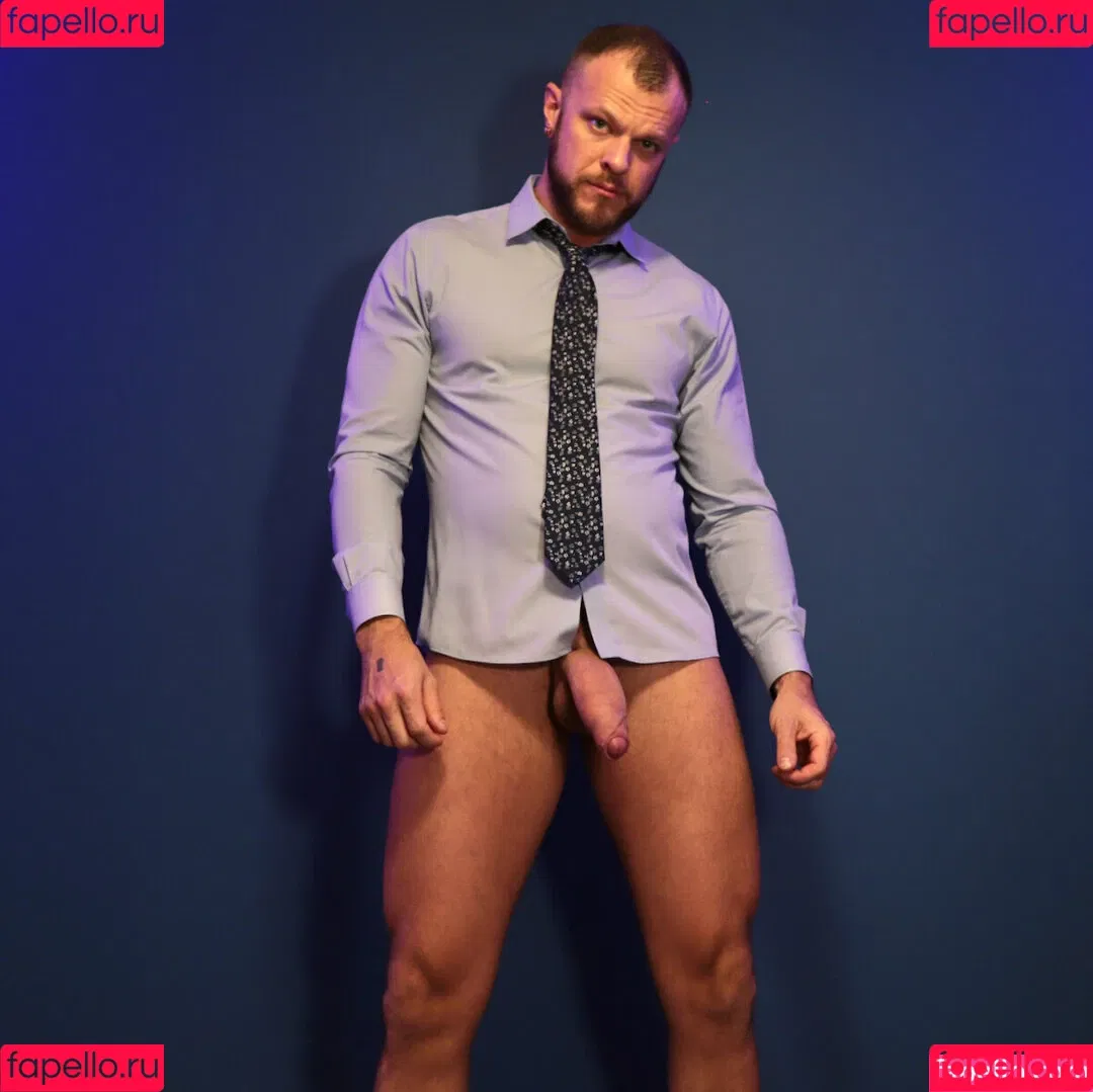 wadewolfgar Onlyfans Photo Gallery 
