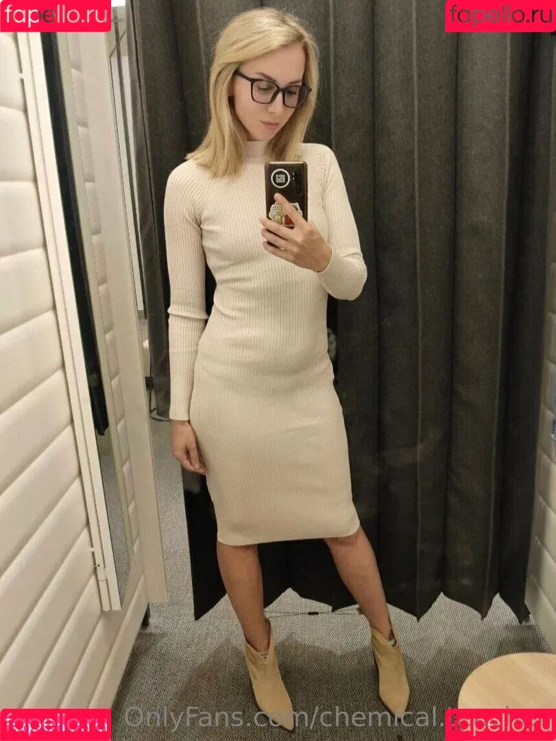 Chemical.Teacher Stefania Onlyfans Photo Gallery 