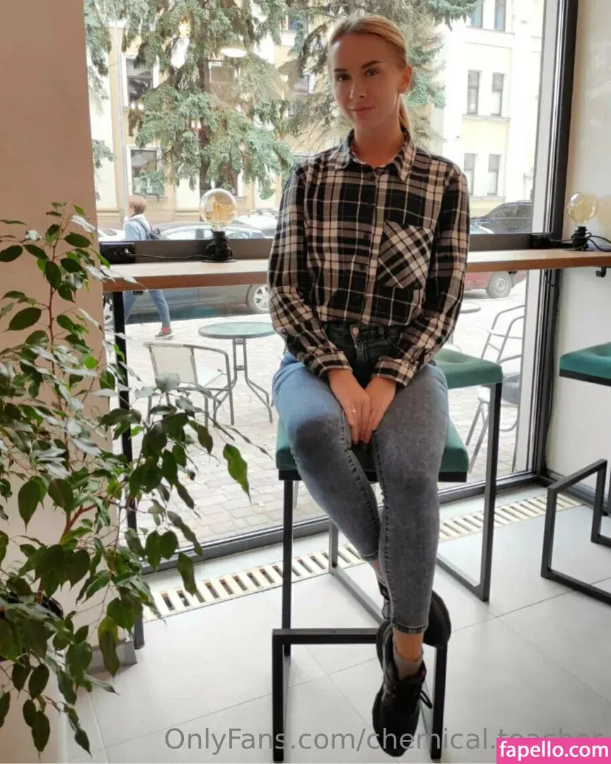Chemical.Teacher Stefania Onlyfans Photo Gallery 