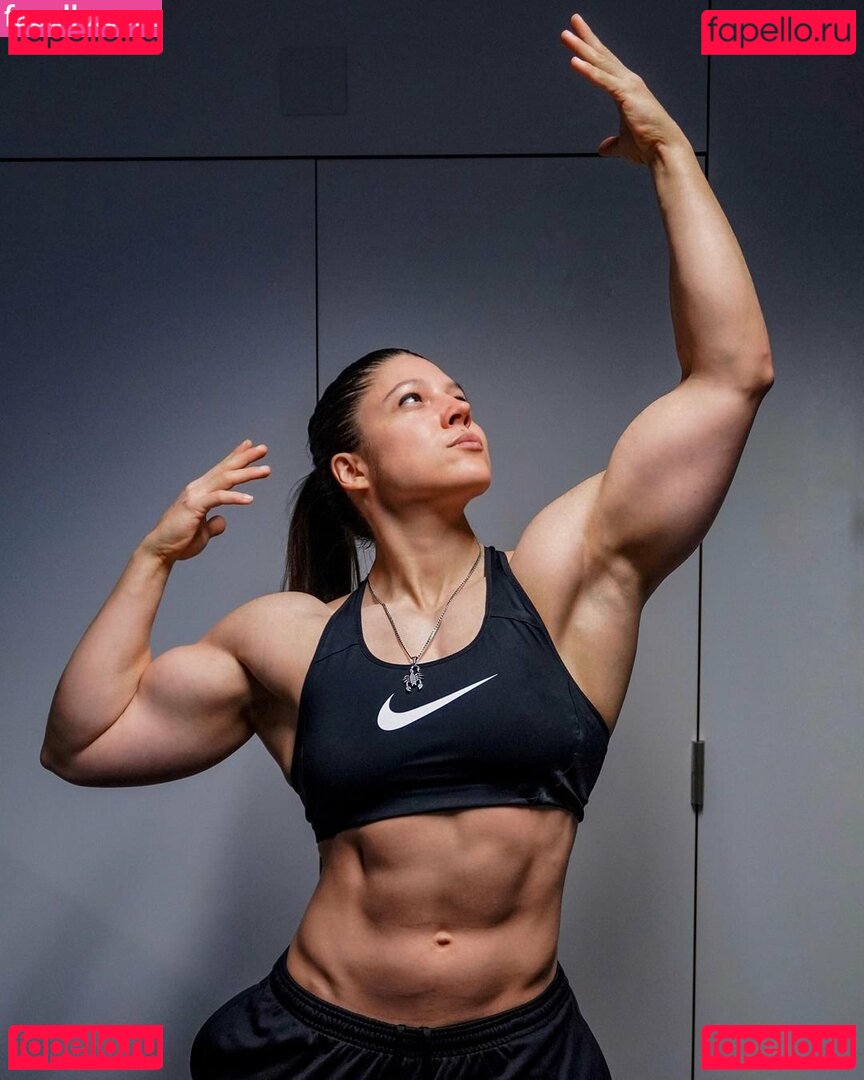 Dunja Bitar Nude Onlyfans Photo 11
