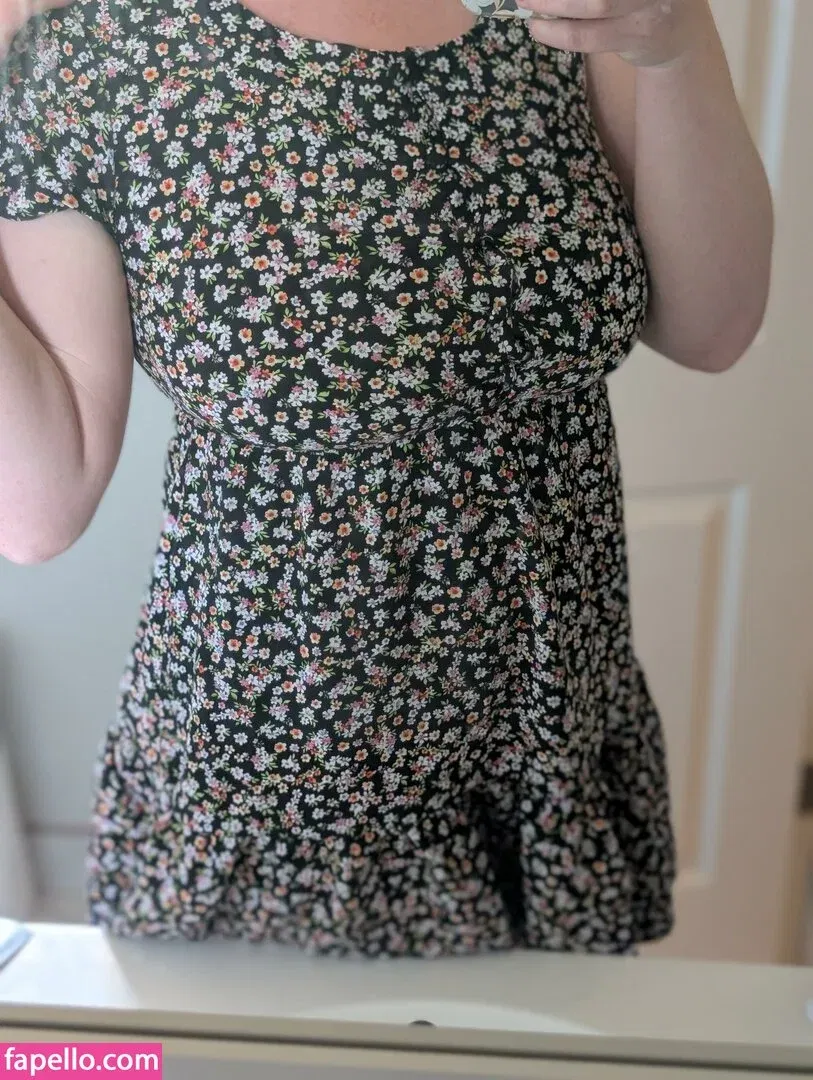 throwaway334557 Onlyfans Photo Gallery 