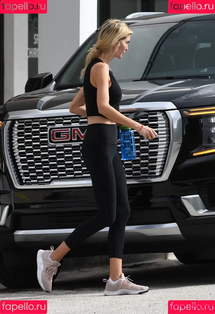 Ivanka Trump Onlyfans Photo Gallery 
