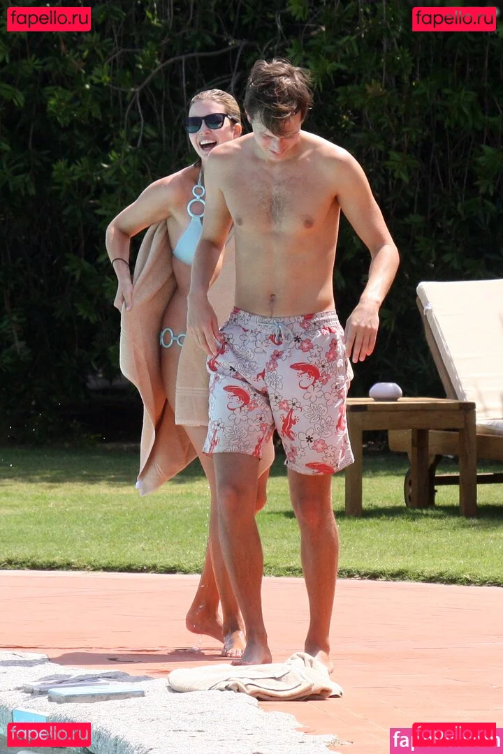 Ivanka Trump Onlyfans Photo Gallery 