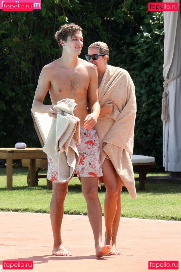 Ivanka Trump Onlyfans Photo Gallery 