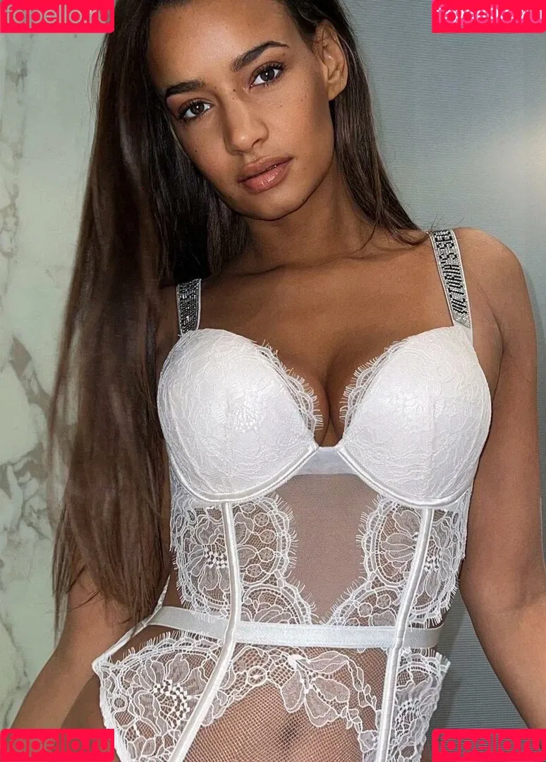 Gabby De Almeida Rinne Onlyfans Photo Gallery 