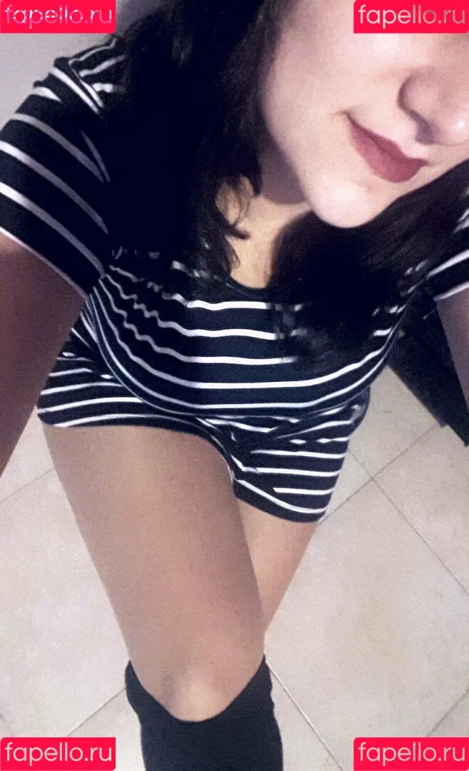 girllola Onlyfans Photo Gallery 