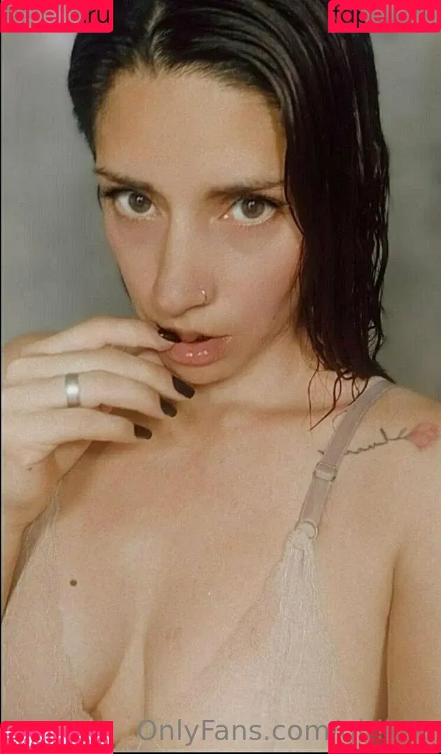 girllola Onlyfans Photo Gallery 