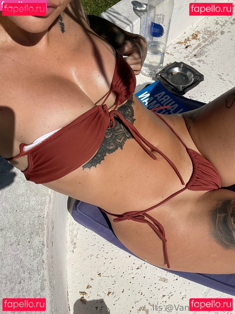 Vanelka / vanelkka Nude Onlyfans Photo 4