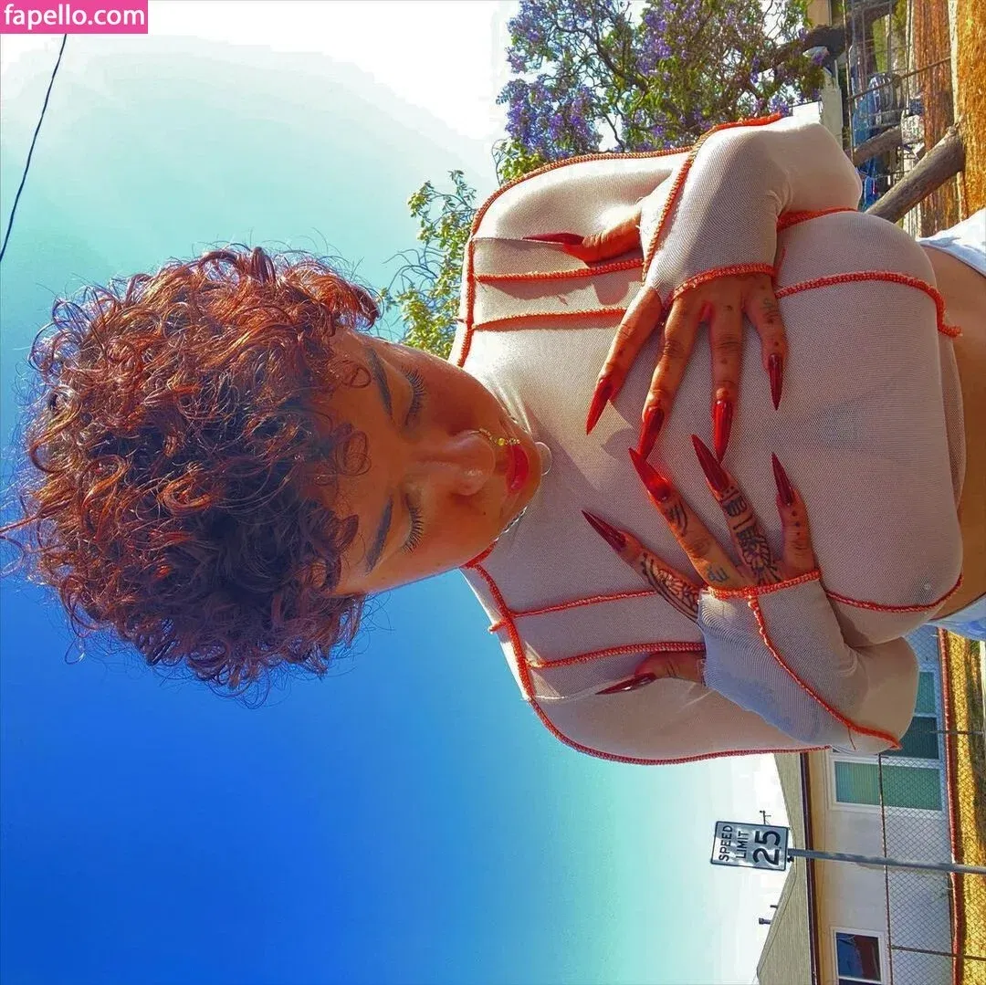 kelly_queen1 Onlyfans Photo Gallery 