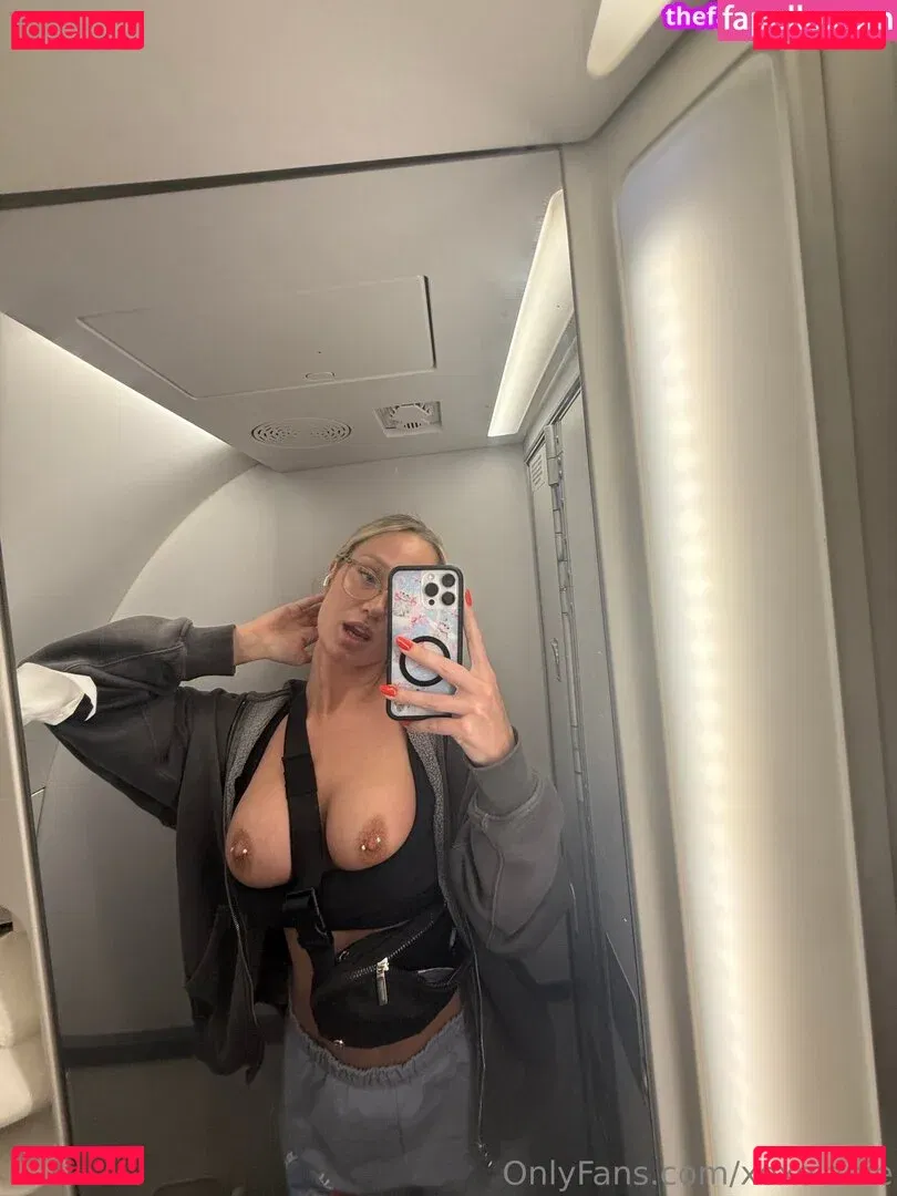 xoxolexie Onlyfans Photo Gallery 