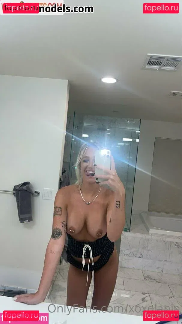 xoxolexie Onlyfans Photo Gallery 