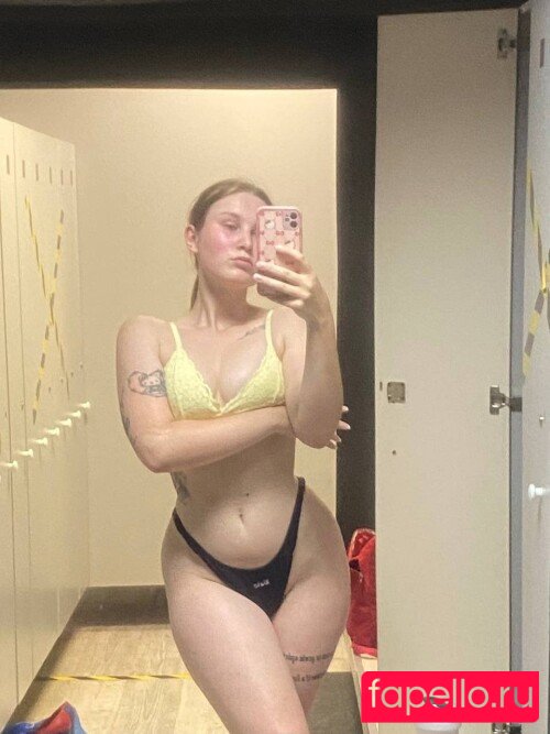 Malymvo4ka Nude Onlyfans Photo 26