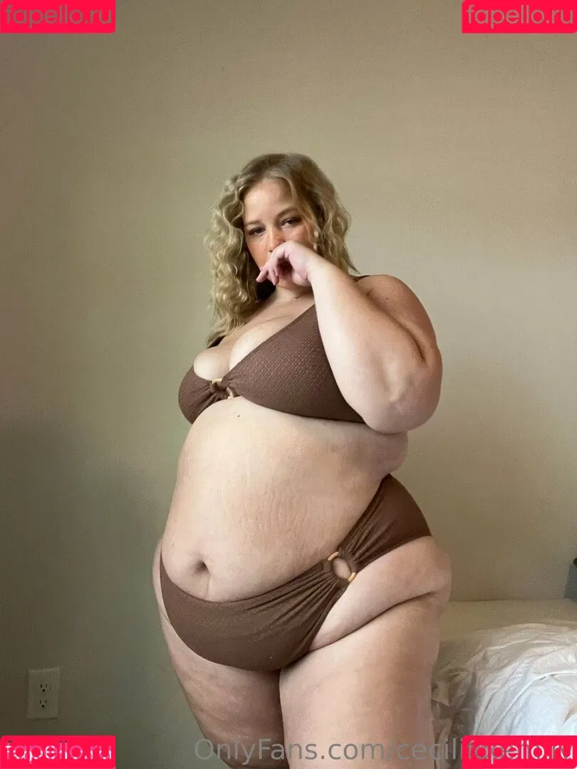 ceciliaxemily Onlyfans Photo Gallery 